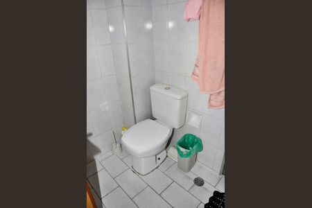 Apartamento à venda com 50m², 2 quartos e 1 vaga Apartamento à venda com 50m², 2 quartos e 1 vagaDetalhe - Banheiro Social