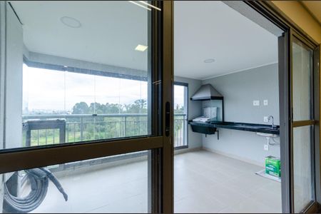 Sacada da Sala de apartamento à venda com 3 quartos, 106m² em City América, São Paulo