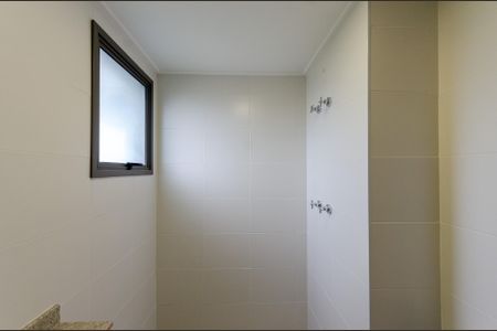 Apartamento à venda com 106m², 3 quartos e 2 vagas Apartamento à venda com 106m², 3 quartos e 2 vagasBanheiro da Suíte