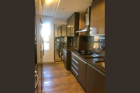 Apartamento à venda com 2 quartos, 63m² em Empresarial 18 do Forte, Barueri