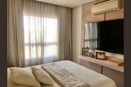 Apartamento à venda com 2 quartos, 63m² em Empresarial 18 do Forte, Barueri