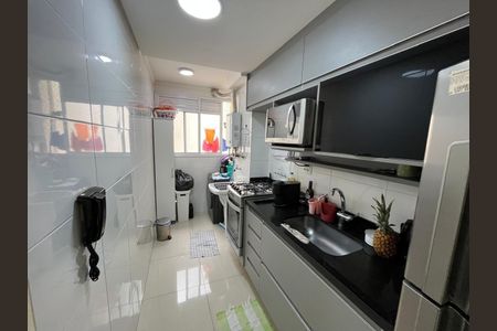 Apartamento à venda com 2 quartos, 49m² em Parque Jaçatuba, Santo André