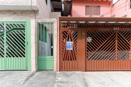 Casa para alugar com 75m², 1 quarto e sem vaga Casa para alugar com 75m², 1 quarto e sem vagaFachada + plaquinha