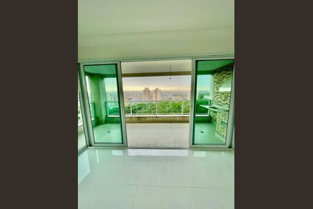 Apartamento à venda com 4 quartos, 147m² em Jardim São Paulo, São Paulo