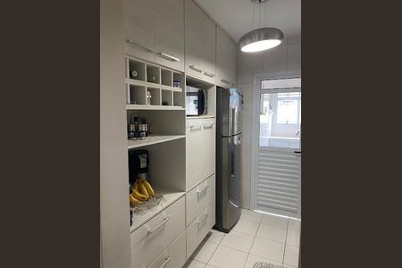 Apartamento à venda com 3 quartos, 82m² em Vila Amélia, São Paulo