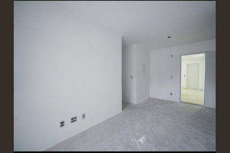 Apartamento à venda com 2 quartos, 62m² em Vila Ipojuca, São Paulo