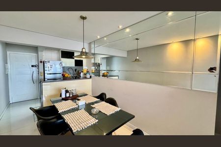 Apartamento à venda com 3 quartos, 74m² em Vila Mangalot, São Paulo