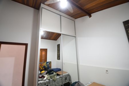 Casa de condomínio para alugar com 300m², 3 quartos e 2 vagasQuarto 2