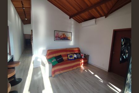 Sala  de casa de condomínio para alugar com 3 quartos, 300m² em Colinas do Ermitage (sousas), Campinas