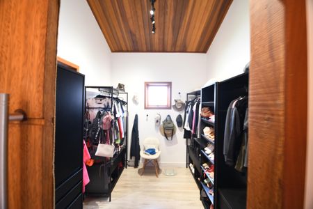 Casa de condomínio para alugar com 300m², 3 quartos e 2 vagasQuarto 3 - Suíte Closet