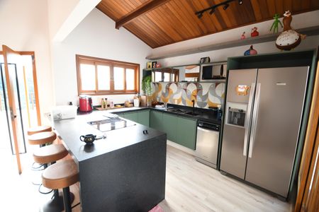 Casa de condomínio para alugar com 300m², 3 quartos e 2 vagasCozinha