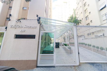 Apartamento à venda com 42m², 1 quarto e 1 vagaFachada
