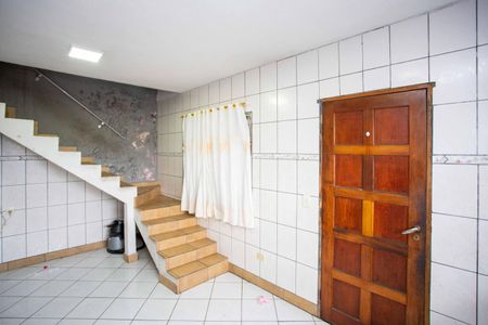 Casa à venda com 286m², 5 quartos e 8 vagasCozinha Casa 1