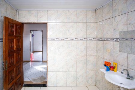 Casa à venda com 286m², 5 quartos e 8 vagasBanheiro Casa 1