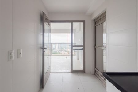 Apartamento à venda com 145m², 3 quartos e 2 vagas Apartamento à venda com 145m², 3 quartos e 2 vagasCozinha