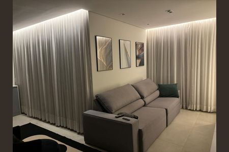 Apartamento à venda com 3 quartos, 130m² em Vila Anastácio, São Paulo
