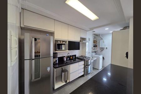 Apartamento à venda com 97m², 2 quartos e 2 vagasFoto 09