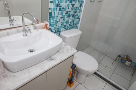 Apartamento à venda com 70m², 3 quartos e 2 vagasBanheiro Social