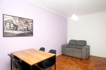 Sala de apartamento à venda com 1 quarto, 48m² em Centro Histórico, Porto Alegre