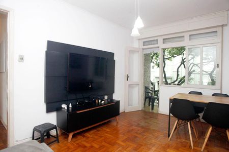 Sala de apartamento à venda com 1 quarto, 48m² em Centro Histórico, Porto Alegre