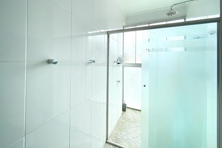 Apartamento à venda com 180m², 4 quartos e 3 vagas Apartamento à venda com 180m², 4 quartos e 3 vagasBanheiro da Suíte