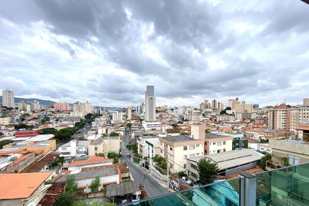 Vista de apartamento à venda com 4 quartos, 180m² em Sagrada Família, Belo Horizonte