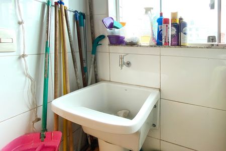 Apartamento à venda com 180m², 4 quartos e 3 vagas Apartamento à venda com 180m², 4 quartos e 3 vagasÁrea de Serviço\