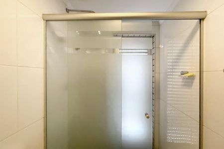 Apartamento à venda com 180m², 4 quartos e 3 vagas Apartamento à venda com 180m², 4 quartos e 3 vagasBanheiro