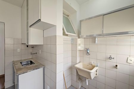 Apartamento à venda com 50m², 2 quartos e 1 vaga Apartamento à venda com 50m², 2 quartos e 1 vagaCozinha e Área de Serviço