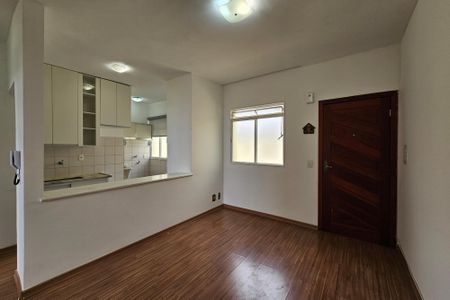 Sala de apartamento à venda com 2 quartos, 50m² em Monsenhor Messias, Belo Horizonte