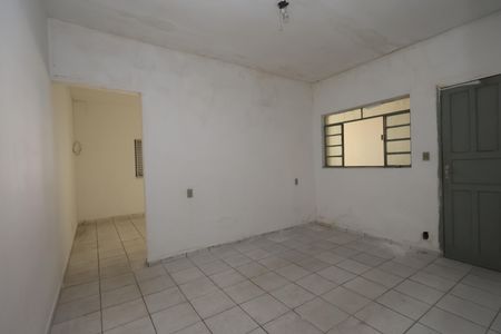 Sala de casa para alugar com 1 quarto, 80m² em Parque Bristol, São Paulo