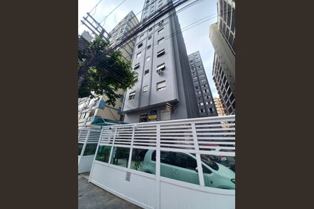 Apartamento para alugar com 33m², 1 quarto e 1 vaga Apartamento para alugar com 33m², 1 quarto e 1 vagaFachada do Prédio