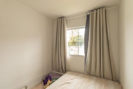 Quarto 2 de casa para alugar com 2 quartos, 42m² em Campo de Santana, Curitiba