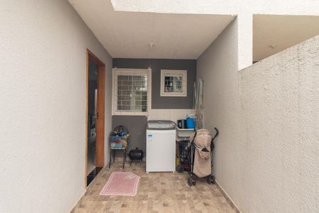 Casa para alugar com 42m², 2 quartos e 1 vagaÁrea de Serviço