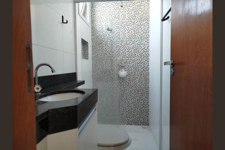 Apartamento para alugar com 45m², 2 quartos e sem vagaBanheiro