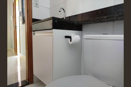 Apartamento para alugar com 45m², 2 quartos e sem vagaBanheiro