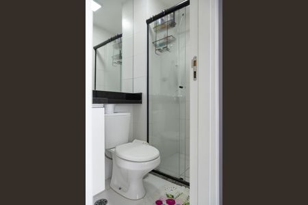 Apartamento à venda com 32m², 2 quartos e sem vaga Apartamento à venda com 32m², 2 quartos e sem vagaBanheiro Social