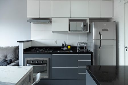 Apartamento à venda com 32m², 2 quartos e sem vaga Apartamento à venda com 32m², 2 quartos e sem vagaSala/Cozinha