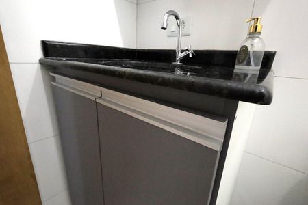 Apartamento para alugar com 72m², 2 quartos e 1 vaga Apartamento para alugar com 72m², 2 quartos e 1 vagaBanheiro