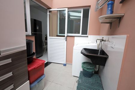 Apartamento para alugar com 72m², 2 quartos e 1 vaga Apartamento para alugar com 72m², 2 quartos e 1 vagaÁrea de Serviço