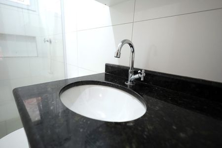 Apartamento para alugar com 72m², 2 quartos e 1 vaga Apartamento para alugar com 72m², 2 quartos e 1 vagaBanheiro Suíte