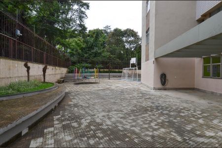 Apartamento à venda com 80m², 3 quartos e 1 vaga Apartamento à venda com 80m², 3 quartos e 1 vagaÁrea comum