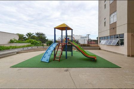 Apartamento à venda com 80m², 3 quartos e 1 vaga Apartamento à venda com 80m², 3 quartos e 1 vagaÁrea comum - Playground