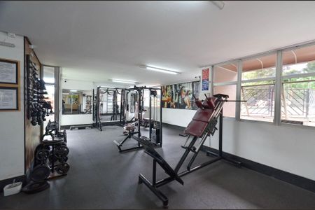 Apartamento à venda com 80m², 3 quartos e 1 vaga Apartamento à venda com 80m², 3 quartos e 1 vagaÁrea comum - Academia