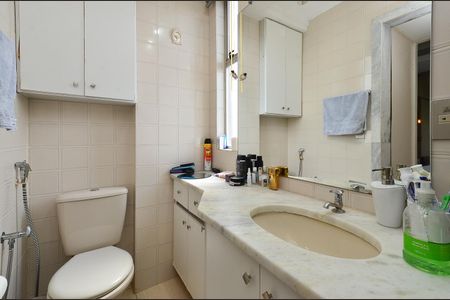 Apartamento à venda com 80m², 3 quartos e 1 vaga Apartamento à venda com 80m², 3 quartos e 1 vagaBanheiro Suíte