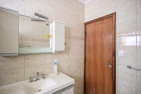 Casa à venda com 175m², 3 quartos e 1 vagaBanheiro