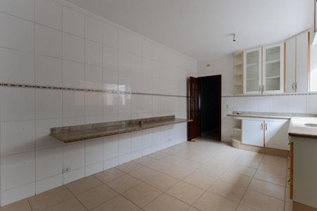 Casa à venda com 200m², 3 quartos e 2 vagas Casa à venda com 200m², 3 quartos e 2 vagasCozinha
