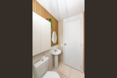 Apartamento à venda com 46m², 2 quartos e 1 vaga Apartamento à venda com 46m², 2 quartos e 1 vagaBanheiro Social