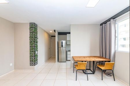 Apartamento à venda com 46m², 2 quartos e 1 vaga Apartamento à venda com 46m², 2 quartos e 1 vagaSala