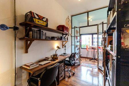Apartamento à venda com 97m², 1 quarto e sem vaga Apartamento à venda com 97m², 1 quarto e sem vagaEscritório